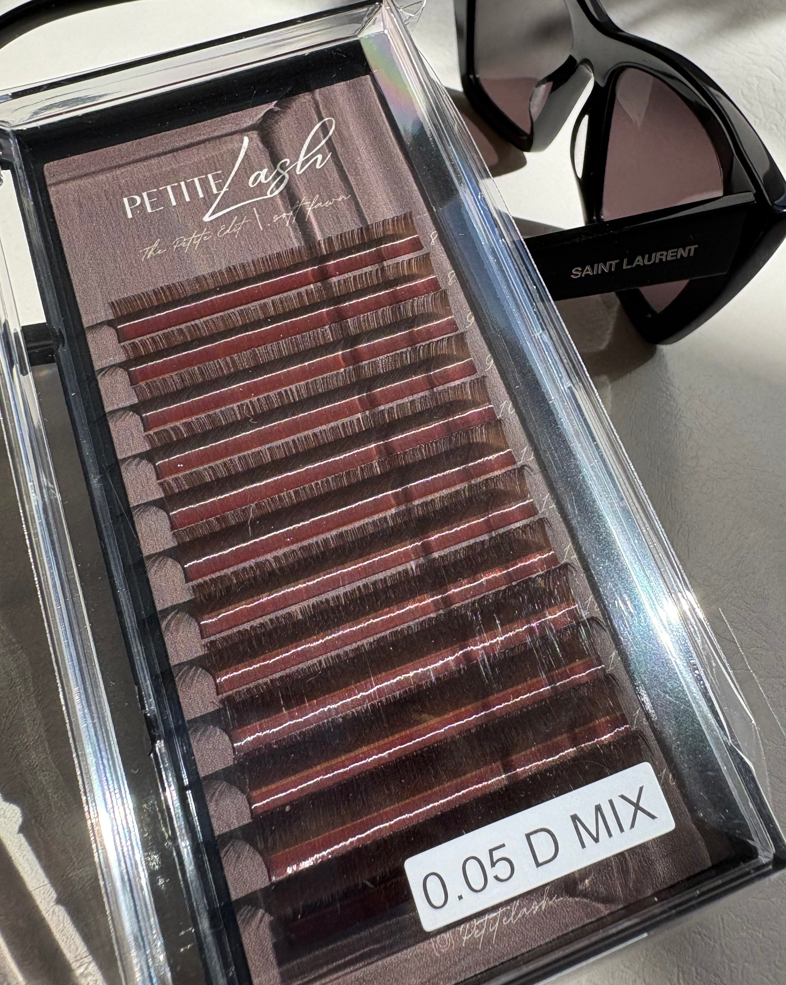 The Petite Edit- 0.05 Brown volume trays